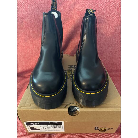 Dr. Martens 2976 SMOOTH LEATHER PLATFORM CHELSEA BOOTS MEN SIZE 10 main image 5